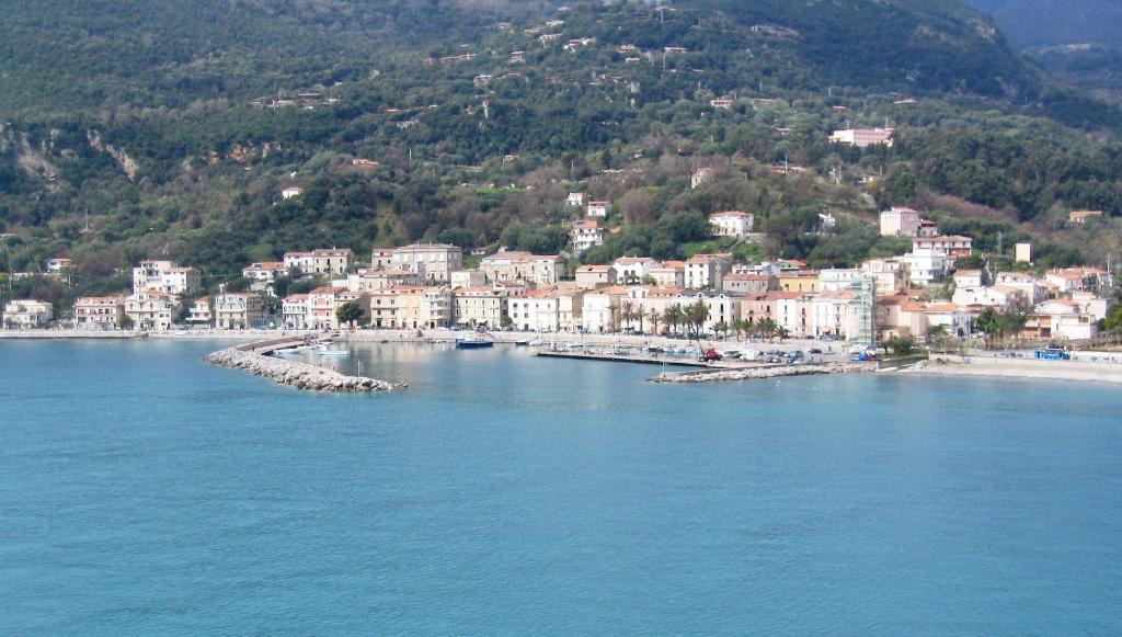 Hotel Ristorante Cavaliere Скарио Екстериор снимка