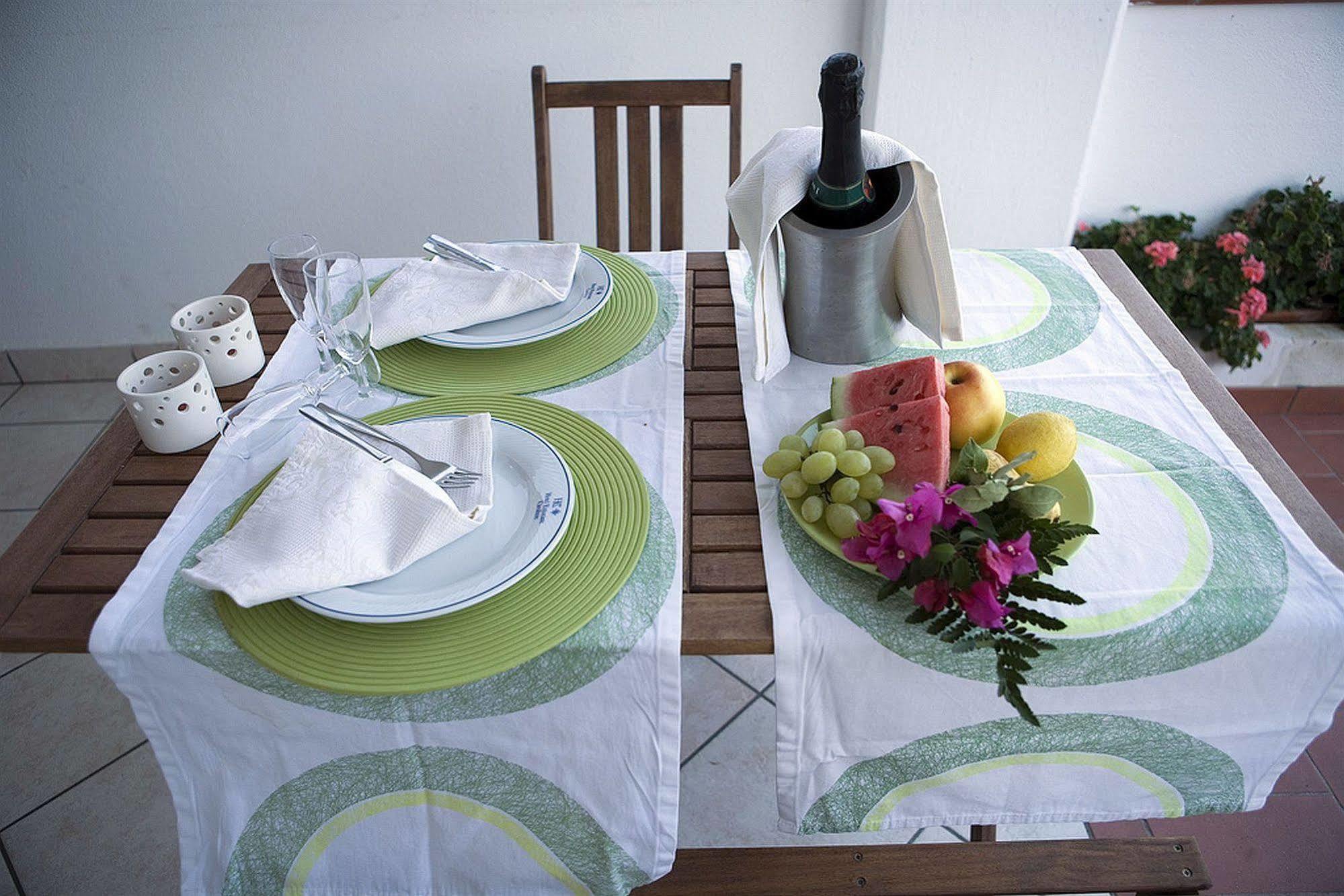 Hotel Ristorante Cavaliere Скарио Екстериор снимка